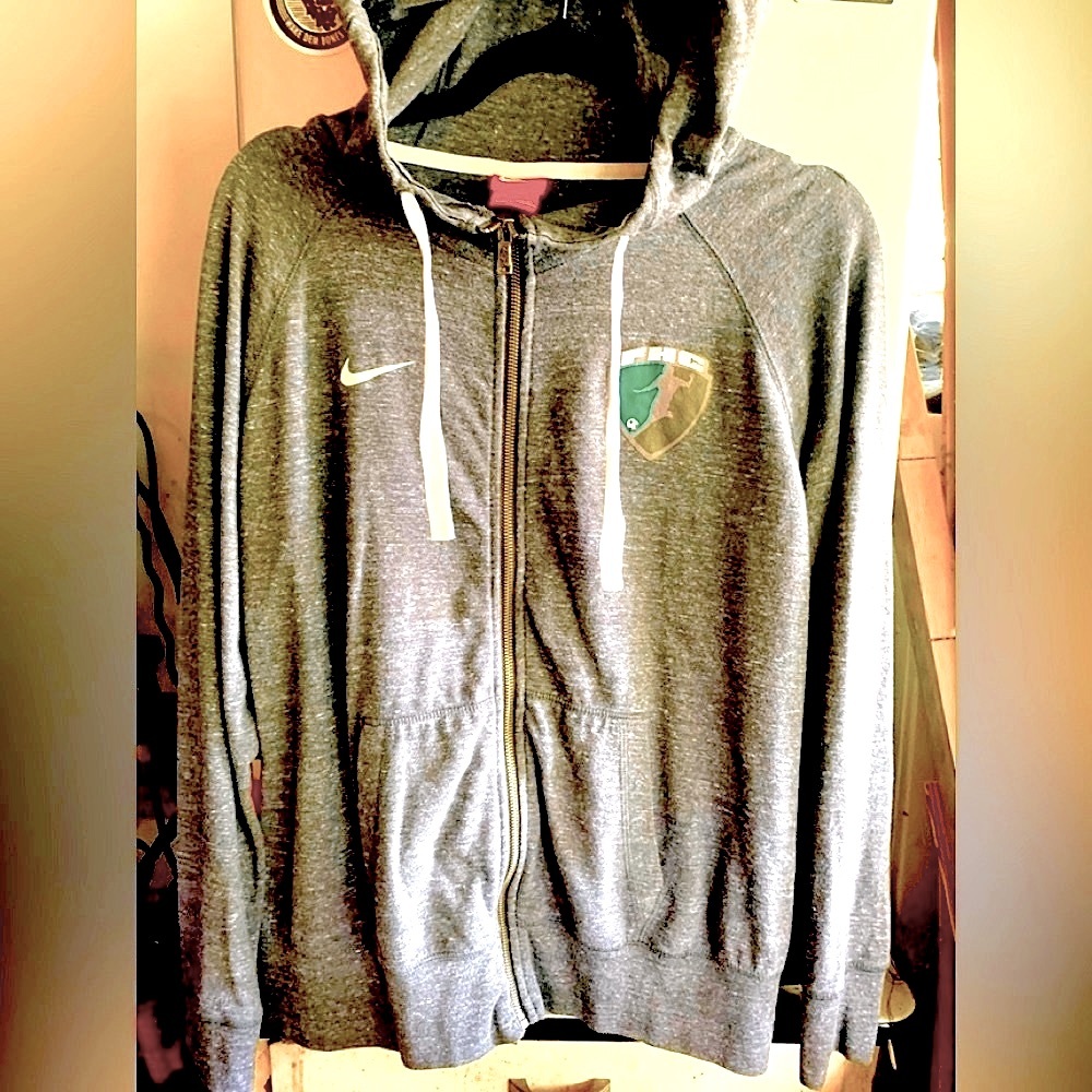 🔥NIIKE Soccer ⚽️ hooded zip up ⬆️